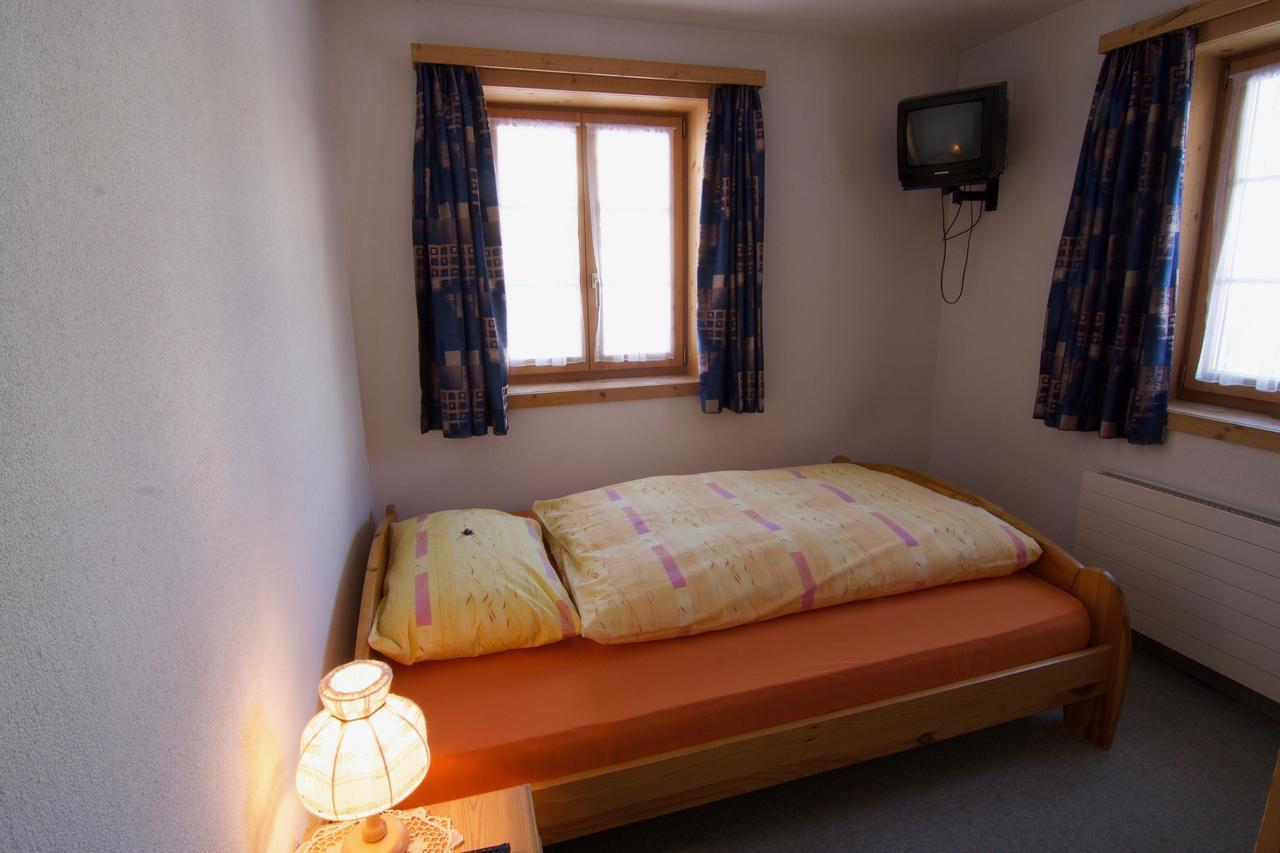 Hotel Hold Ag Ароза Экстерьер фото