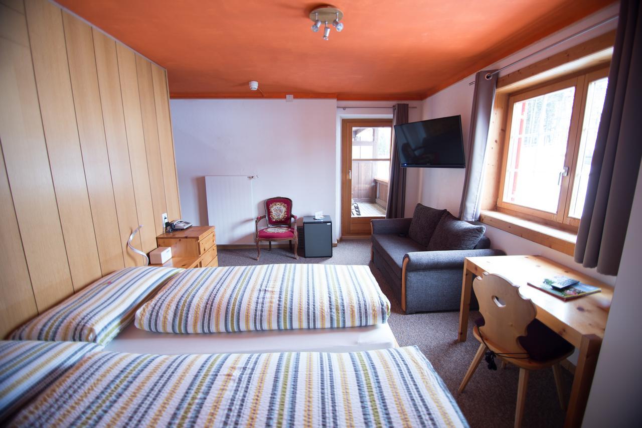 Hotel Hold Ag Ароза Экстерьер фото